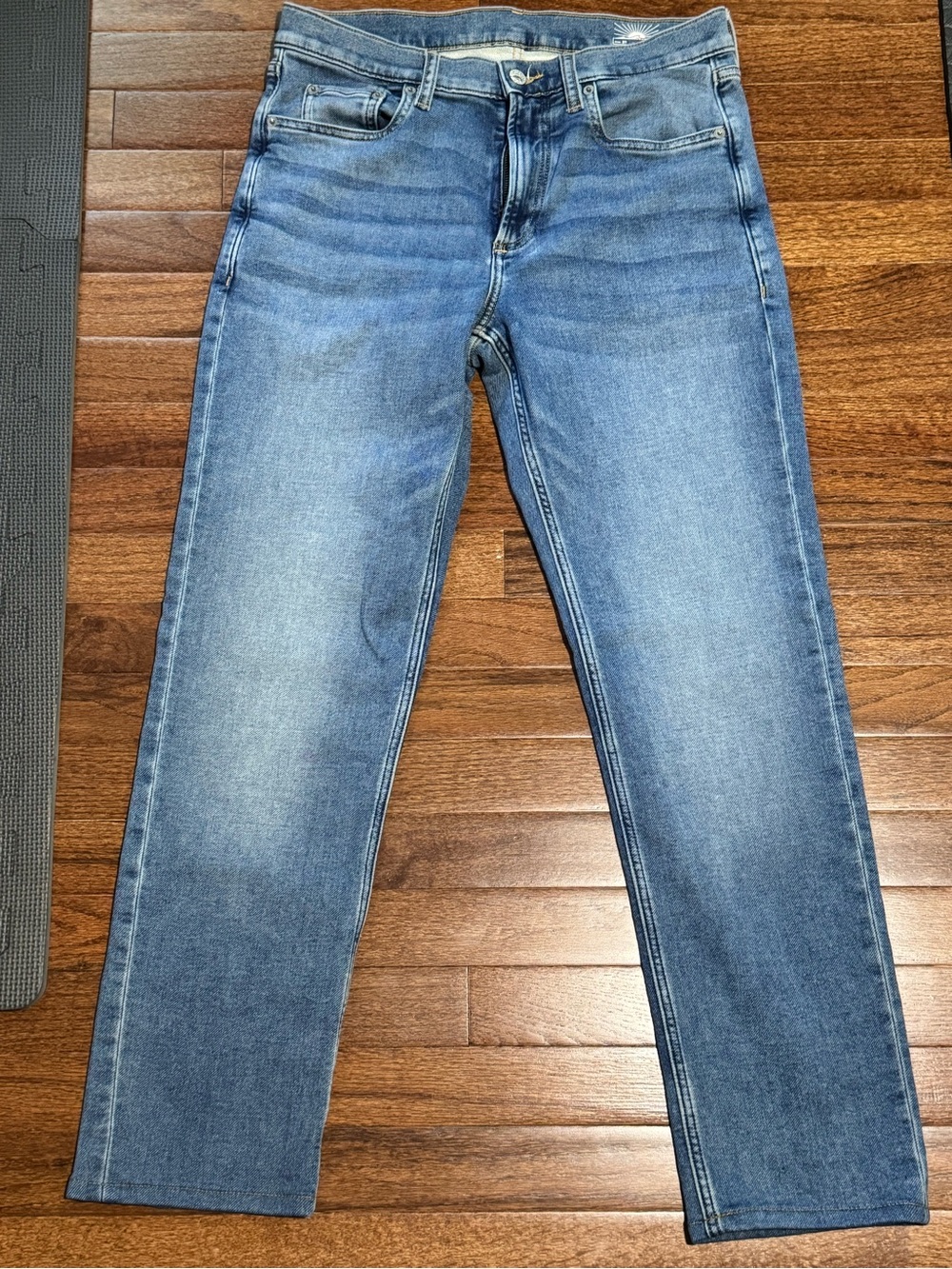 Faherty Slim Straight Light Blue Jeans Size 30